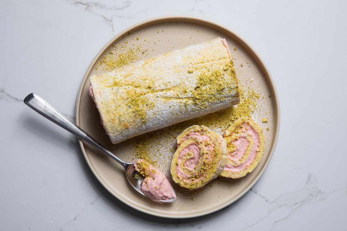 pistachio and strawberry roll cake