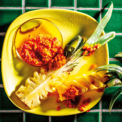 Pineapple rind hot sauce