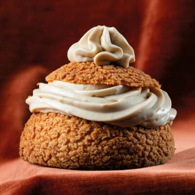 Coffee choux buns with craquelin