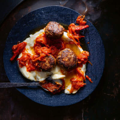 Frikkadels with mash and smoor