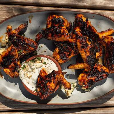 Honey buffalo wings with blue cheese sauce