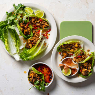 Chicken lettuce wraps