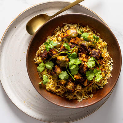 Bombay rice with tikka-smoked chicken