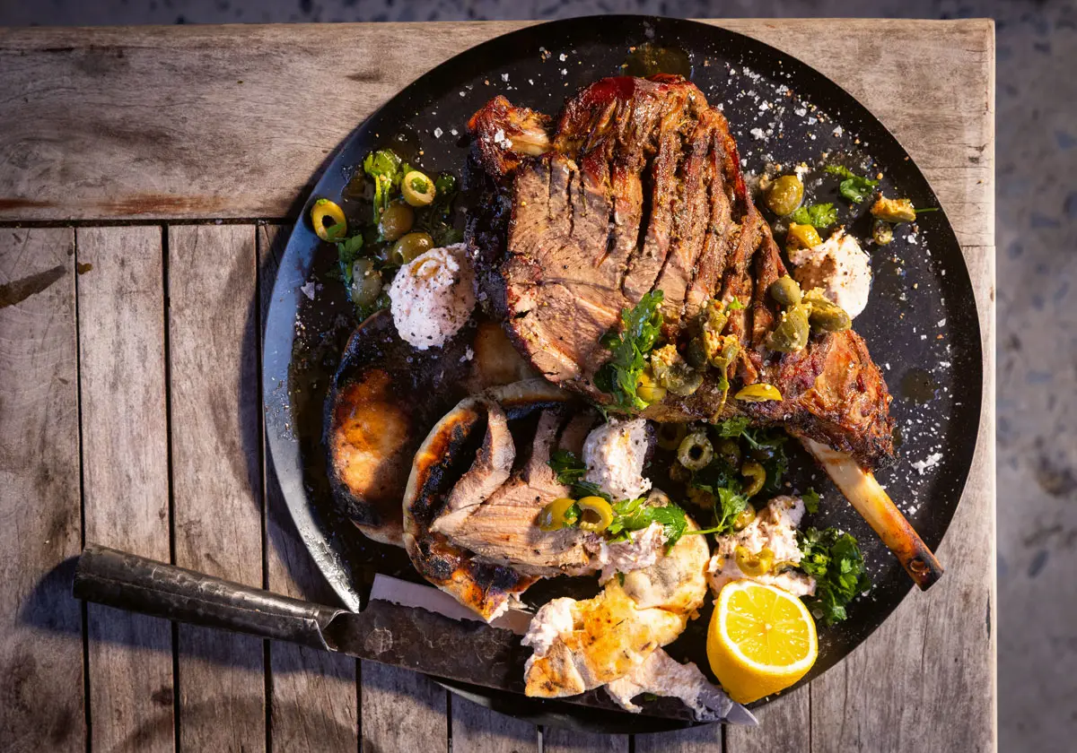 Get festive with the special Christmas issue of TASTE | Woolworths