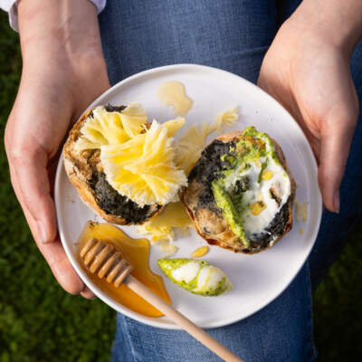 Activated charcoal x Lowerland roosterkoek