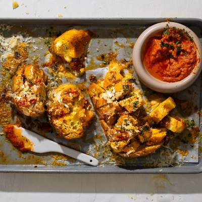 Grana Padano garlic bread