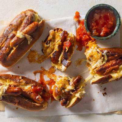 2 family-friendly recipes with cheesy pork grillers