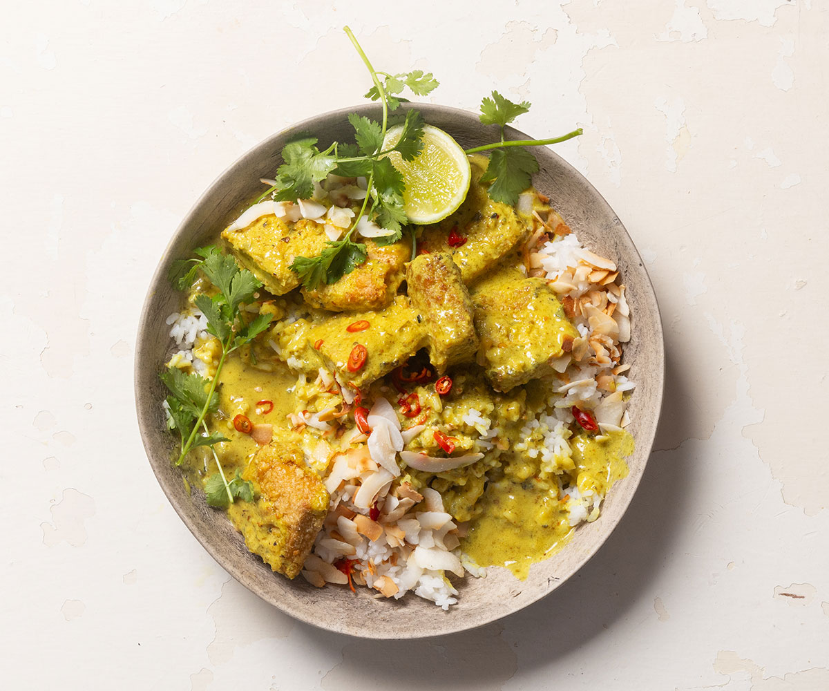 coconut crusted tofu curry