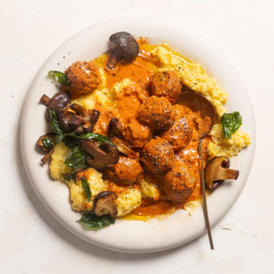 Tofu balls with polenta