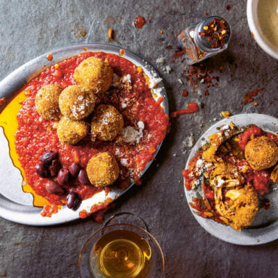 Rotisserie chicken-filled arancini