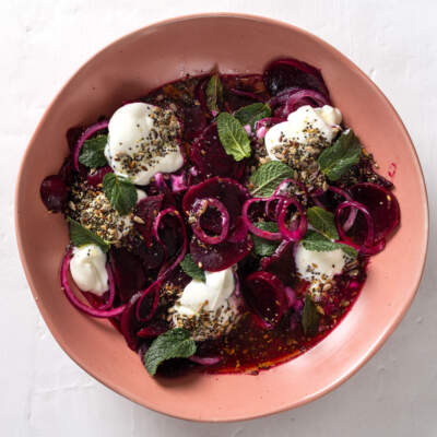 Beetroot salad with kefir