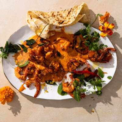 Creamy Kashmiri chilli prawns