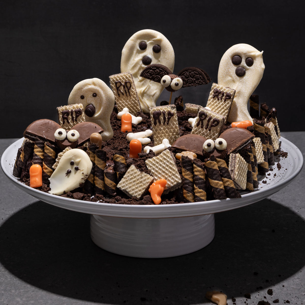 Halloween graveyard brownies